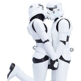 Nemesis Now Original Stormtrooper First Kiss figura 14,6 cm | shoptok.hr