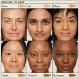 Chantecaille Just Skin Tinted Moisturizer tonirana vlažilna krema s posvetlitvenim učinkom SPF 15 Glow 35 g | Shoptok.si