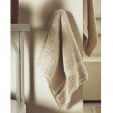 Kave Home Bež frotirna bombažna brisača 50x90 cm Olvira – | Shoptok.si