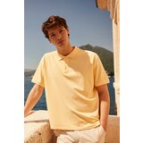 ALTINYILDIZ CLASSICS Men's Yellow 100% Cotton Roll-Up Collar Slim Fit Slim Fit Polo Neck Short Sleeved T-Shirt. cene