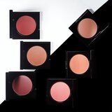 Korres Wild Rose pudrasto rdečilo odtenek 18 Peach 5.5 g | Shoptok.si