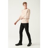Avva Men's Black Plain Wash Flexible Standard Fit Regular Cut Jean Trousers Cene