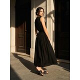 Sinsay Lepršava midi haljina s viskozom i primjesom lana | shoptok.hr