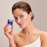 La Prairie Skin Caviar Luxe Eye Cream gladilna krema za predel okoli oči inovacija 20 ml | Shoptok.si