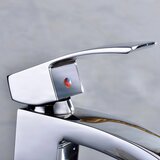 EYN Elegantna pipa za kopalnico 017 | Nov dizajn kopalniške armature za enojni umivalnik | Shoptok.si