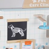 Kinder Home Igračka za dečiju veterinarsku kliniku - Veterinarski centar sa dodacima i plišanim psom | Eponuda.com