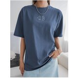 Know Women's Indigo Blue Penguin Print Oversized T-shirt | shoptok.hr