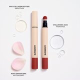 Burberry Brit Matte Veil hidratantni mat tekući ruž za usne nijansa British Rose 601 3 ml | shoptok.hr