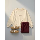 Sinsay Crewneck duks s izvezenim natpisom NYC | shoptok.hr