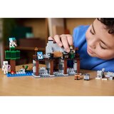 Lego Minecraft: Volčja utrdba | Shoptok.si