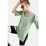 Bigdart 4123 Loose T-shirt with sleeves and a slit