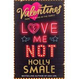Harper Collins Publishers Ltd Holly Smale - Love Me Not Cene