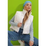 Trend Alaçatı Stili Women's White Stand Collar Double Pockets Full Filled Waist Adjustable Inflatable Vest | Shoptok.si