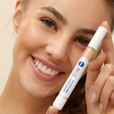 Nivea Hyaluron Cellular Filler tonizirajoča vlažilna krema za oči odtenek 02 Medium 4 ml | Shoptok.si