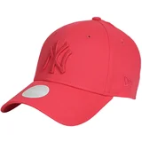 New Era Kape s šiltom LEAGUE ESSENTIAL 9FORTY NEW YORK YANKEES Rdeča