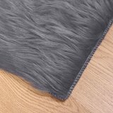  Tepih od umjetne ovčje kože TAFALLA Antracit 200 x 280 cm | shoptok.hr