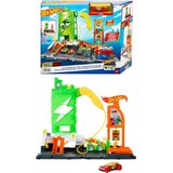 Hot Wheels Hot Wheels: Grad punionica set staza s 1 malim automobilom - Cijene