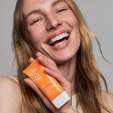 NIP+FAB Vitamin C Fix Glow Moisturiser posvjetljujuća krema za lice SPF 50 50 ml | shoptok.hr
