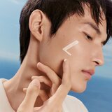 Lancaster Sun Perfect Air 50 Pore & Imperfections ultra lahki zaščitni fluid za mastno in problematično kožo SPF 50 40 ml | Shoptok.si