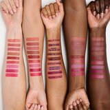 MAC Cosmetics Powder Kiss Lip + Cheek Mousse večnamensko ličilo za ustnice in lica odtenek M·A·CSmash 5 ml | Shoptok.si