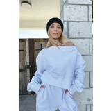 Trend Alaçatı Stili Women's White Boat Neck Self-Textured Crop Sweatshirt
