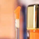 Catrice Spring and the City Glossy Nectar olje za ustnice odtenek C02 Glossip Girl 6.5 ml | Shoptok.si