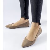 Gemre Brown | Shoptok.si