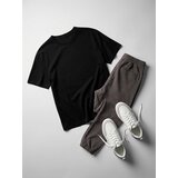 Sinsay Pamučna slim fit majica kratkih rukava | shoptok.hr