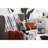 Modern Living Okrasna Blazina Melania | Shoptok.si
