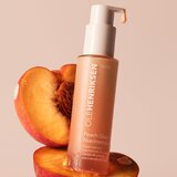 OLEHENRIKSEN Truth Peach Glaze Glow Serum posvetlitveni serum za obraz 15 ml | Shoptok.si