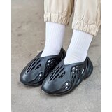 Resti Black women's sports shoes with cutouts Loydi | Shoptok.si