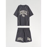 Sinsay Pamučna dvodijelna oversize pidžama sa sportskim motivom | shoptok.hr