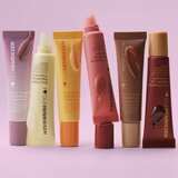 OLEHENRIKSEN Pout Preserve Peptide Lip Treatment vlažilni sijaj za ustnice odtenek Sweet Macaron 12 ml | Shoptok.si