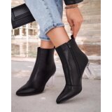 Resti Women's boots on a post Ovnese | ePonuda.com