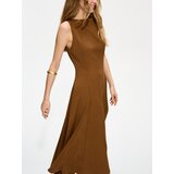 Reserved Maxi haljina s visokim udjelom viskoze - zlatnosmeđe | shoptok.hr