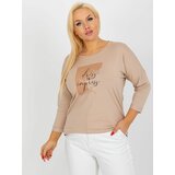 Fashion Hunters Beige T-shirt plus sizes with print and inscription Cene'.'