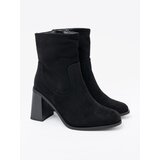 Shelvt Black heeled boots with a classic cut | shoptok.hr