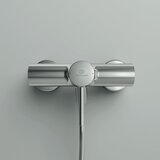 Ideal Standard Stenska armatura za tuš v sijajno srebrni barvi Ceraline – | Shoptok.si