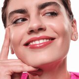 Essence Hydra Kiss LIP TINT boja za usne nijansa 01 Blushing Nude 4 ml | shoptok.hr