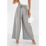 Beloved Miona elegantne hlače z broško sive | Shoptok.si