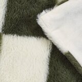 Catherine Lansfield Bela/zelena odeja 130x170 cm Cosy Soft Checkerboard – | Shoptok.si