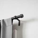 Umbra Mat črna jeklena karnisa z nastavljivo dolžino 91 - 168 cm Cleo – | Shoptok.si