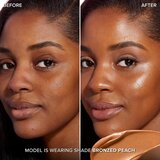 Too Faced Born This Way Super Glow bronz tekući highlighter nijansa Bronzed Peach 30 ml | shoptok.hr
