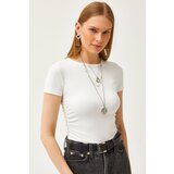 Olalook Women's Ecru Side Gathered Soft Button Crop T-Shirt | Shoptok.si