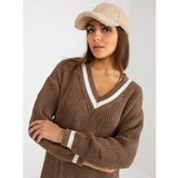 Fashion Hunters Brown knitted dress with a V-neck RUE PARIS Cene