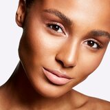 Mac Extra Dimension Skinfinish osvetljevalec 9 g odtenek Superb | Shoptok.si