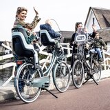 Bobike Otroški sedež za kolo GO MAXI Carrier Macaron Grey | Shoptok.si