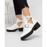 Resti White lacquered women's boots with cutout and embossing Malevib- Footwear | ePonuda.com