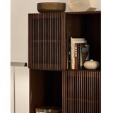 Kave Home Tamno smeđa biblioteka u dekoru oraha s kliznim vratima 84,5x170x42,5 cm Beyla – | shoptok.hr
