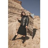 Marisse Short Quilted Black Jacket With A Hood Cene